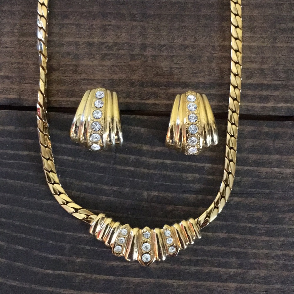Goldtone Crystal Vintage Necklace & Earrings Set